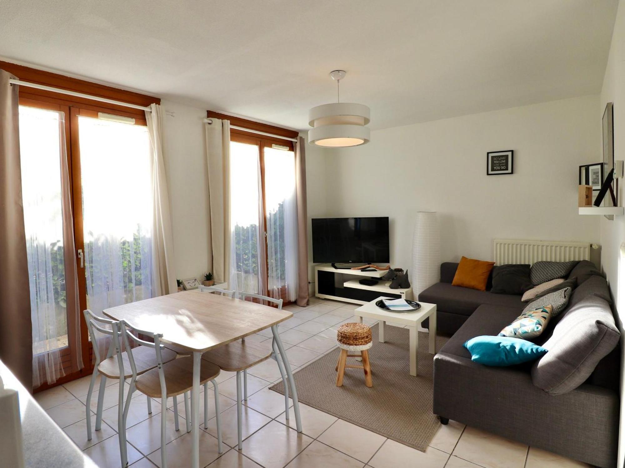 T1 Confortable A 2 Pas Du Centre D'Annecy Avec Parking Et Terrasse - Fr-1-432-44 外观 照片