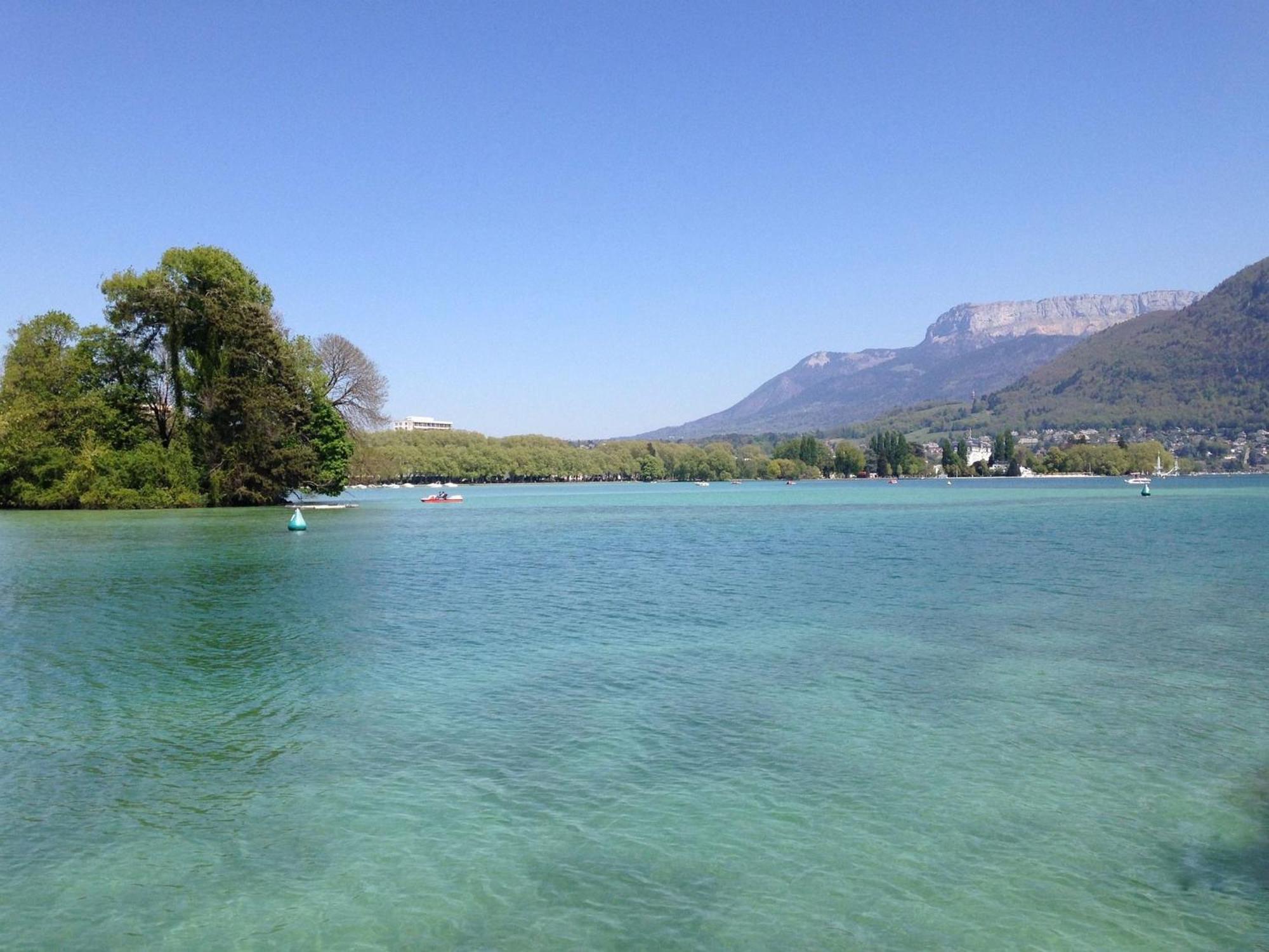 T1 Confortable A 2 Pas Du Centre D'Annecy Avec Parking Et Terrasse - Fr-1-432-44 外观 照片